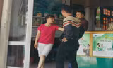 Tiệm thuốc bị trộm.