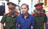 Cựu Phó Chủ tịch UBND TPHCM Nguyễn Hữu Tín tại TAND TPHCM. Ảnh: Tân Châu