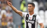 Nhiều người cho rằng Ronaldo không xứng hưởng mức lương 31 triệu euro/năm.
