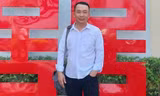 Anh thợ chụp ảnh dũng cảm cứu một phụ nữ đuối nước