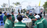 Tết sum vầy cùng công nhân trên công trường cao tốc
