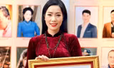 NSND Trịnh Kim Chi được vinh danh tấm gương bình dị mà cao quý