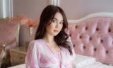 Cú 'phản đòn' mới nhất của Ngọc Trinh: Đáp trả sâu cay, mượn cả đạo lý khi bị 'tình địch tin đồn' cà khịa