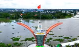 Thông tin lên tháp cánh hoa dầu dịp lễ 2/9 phải trả phí là sai