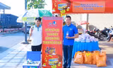 Tuổi trẻ đất Thủ tiếp sức thanh niên công nhân về quê đón Tết