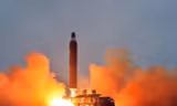 Một vụ phóng tên lửa Triều Tiên. Ảnh: KCNA.