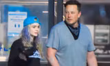 Bạn gái cũ thuê 4 người kiện Elon Musk