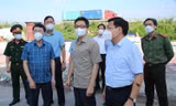 Phó Thủ tướng Vũ Đức Đam kiểm tra chống dịch tại tỉnh Bắc Giang, sáng 26/5