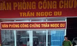 Công an khám nghiệm hiện trường vụ nổ súng