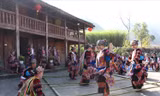 Đồng bào Lô Lô măc trang phục truyền thống trong ngày hội