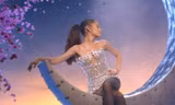 Ariana Grande đẹp như "tiên tử", chiếm trọn spotlight khi The Voice US công bố teaser