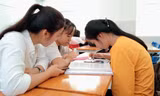 Hàng loạt địa phương cho sinh viên đi học trở lại