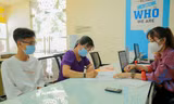 Hàng chục nghìn sinh viên đi học trở lại, chuyên gia cảnh báo gì?