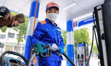 Theo các chuyên gia, việc có sàn giao dịch sẽ giúp thị trường xăng dầu minh bạch hơn. Ảnh: Như Ý