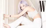 Rosé (BLACKPINK) lại có bộ ảnh siêu đẹp trên W tháng 8 với mái tóc tím khói thần thánh