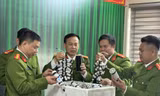 Lập nhóm kín trên mạng xã hội để buôn bán pháo nổ trái phép 