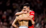 MU 'chi viện' sao trẻ cứu Mourinho