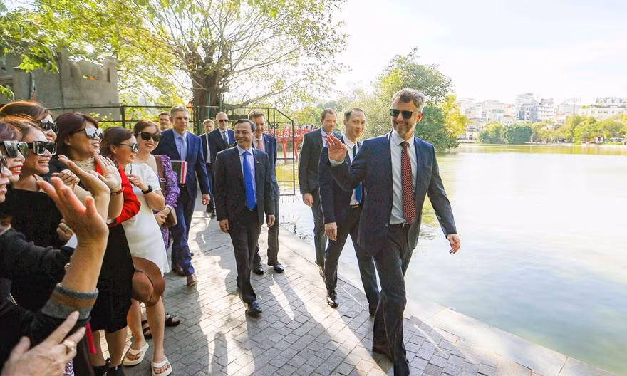 Ông Lương Thanh Nghị nhiều lần được hội kiến các thành viên Hoàng gia Đan Mạch khi đảm trách cương vị Đại sứ Việt Nam tại Đan MạchẢnh: NVCC 