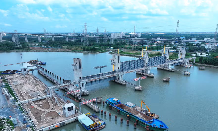 Cống ngăn triều Mương Chuối đang trong giai đoạn hoàn thiệnẢnh: PV