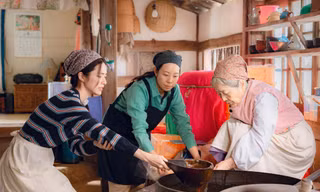 Hai câu thoại "chữa lành" của Kẹo Ngọt Tình Yêu và Cửa Hàng Sát Thủ có điểm chung