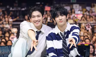 Không phải vé VVIP, đây mới là phần "phú bà" so găng tại fan meeting SikWoo