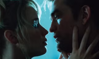Phim tình cảm "ngược tâm" của Robert Pattinson và nữ chính The Hunger Games