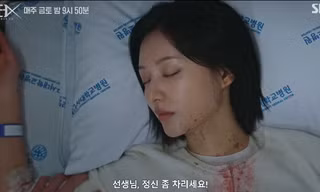 Doctor X tập 3, 4: Su Jeong lại "báo" sếp, cứu bệnh nhân còn bản thân gặp nguy hiểm?