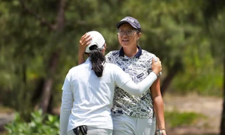 Hố đấu khiến dàn golfer nữ 'sảy chân' tại ngày thi đấu thứ nhất Giải Vô địch Golf Quốc gia - Gia Lai 2025