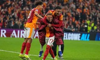 Galatasaray quật ngã Juventus tại chảo lửa Istanbul