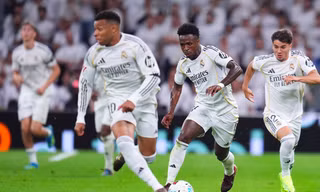 Real Madrid dứt chuỗi 4 trận không thắng, níu hy vọng đua vô địch La Liga