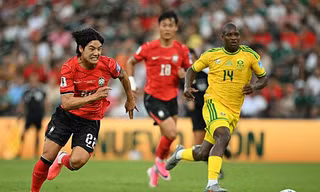 Trực tiếp Nam Phi vs Hàn Quốc 0-0 (H1): Không vào!!! Hàn Quốc lỡ cơ hội 