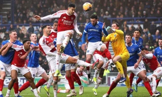 Martinelli lập hat-trick, Arsenal ngược dòng hủy diệt Portsmouth tại Cup FA 