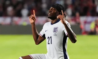 Noni Madueke ghi bàn thắng đầu tiên cho tuyển Anh.