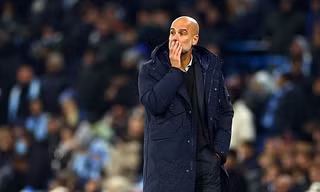 HLV Pep Guardiola thừa nhận 'canh bạc xoay tua' phản tác dụng trong trận thua sốc Leverkusen 