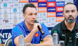 HLV Diego Giustozzi gửi thông điệp tới dàn sao trẻ futsal Việt Nam 