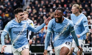 Tân binh Semenyo tỏa sáng, Man City đánh bại Newcastle