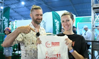 Nụ cười, sắc màu và năng lượng tràn ngập ngày đầu nhận racekit Tiền Phong Marathon 2026