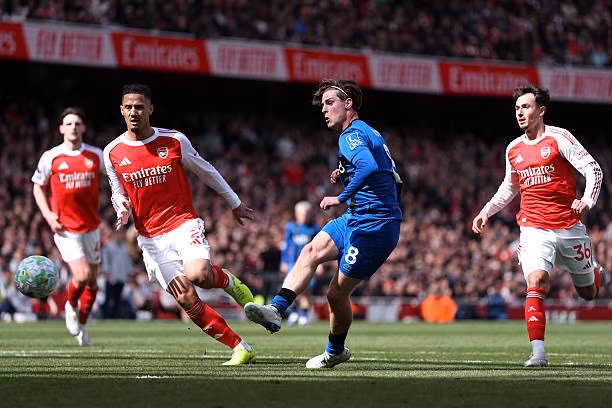 Scott ghi bàn nâng tỷ số lên 2-1 cho Bournemouth