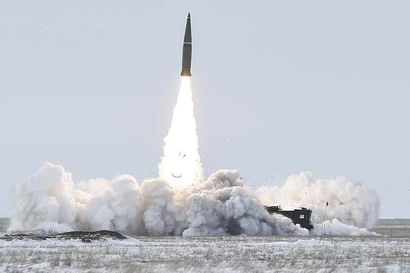 Ukraine hứng cuộc tập kích gần 70 tên lửa từ Nga