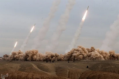 Iran phóng loạt tên lửa đạn đạo, tên lửa siêu thanh nhằm vào nhiều mục tiêu của Mỹ và Israel