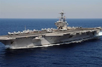 Iran dọa nhắm mục tiêu vào mạng lưới hỗ trợ tàu sân bay USS Gerald Ford của Mỹ