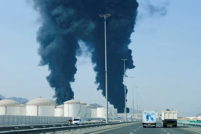 Iran ra tối hậu thư, cảnh báo có thể biến các cơ sở dầu mỏ liên quan Mỹ thành 'đống tro tàn'