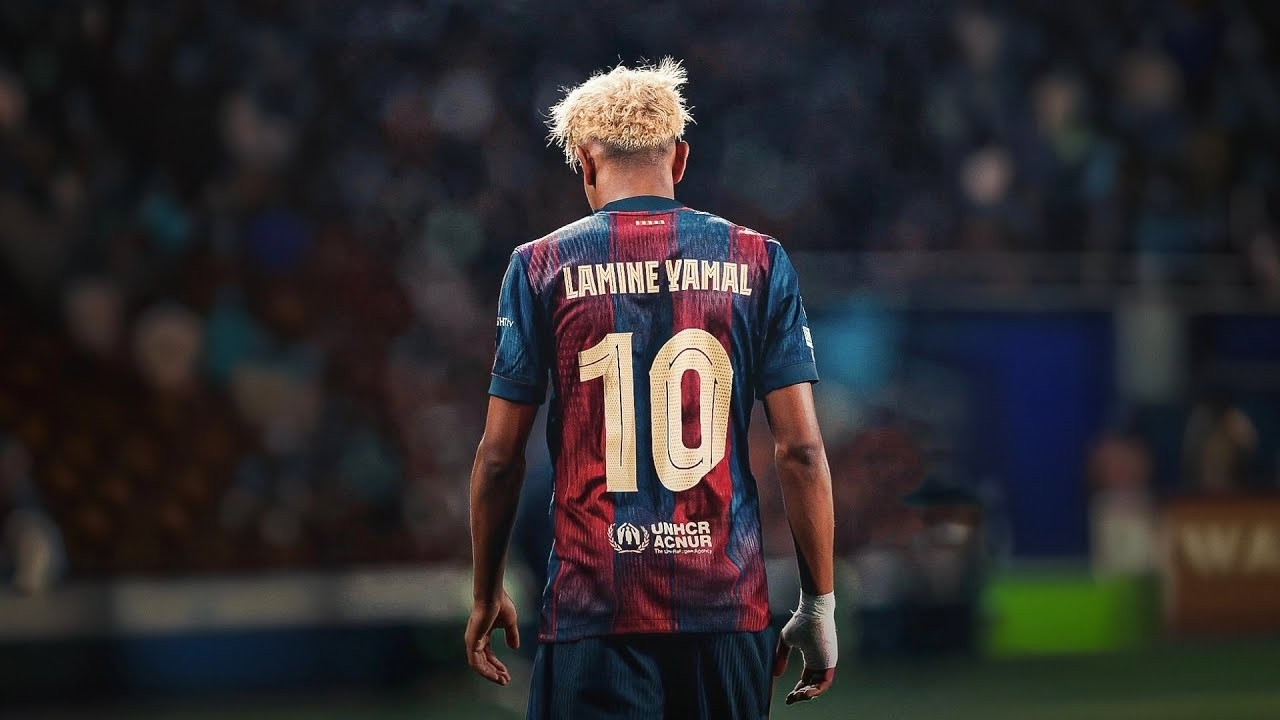Lamine Yamal là ngôi sao sáng nhất của Barcelona. maxresdefault.jpg