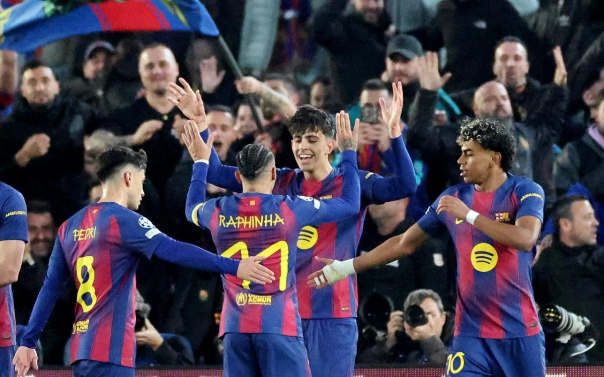 Barcelona đè bẹp Newcastle 7-2 trong trận đấu lượt về.