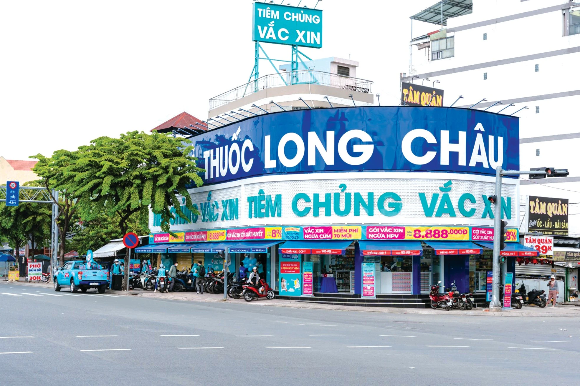 Long Châu mở rộng dịch vụ y tế, hướng tới bình đẳng chăm sóc sức khỏe toàn dân