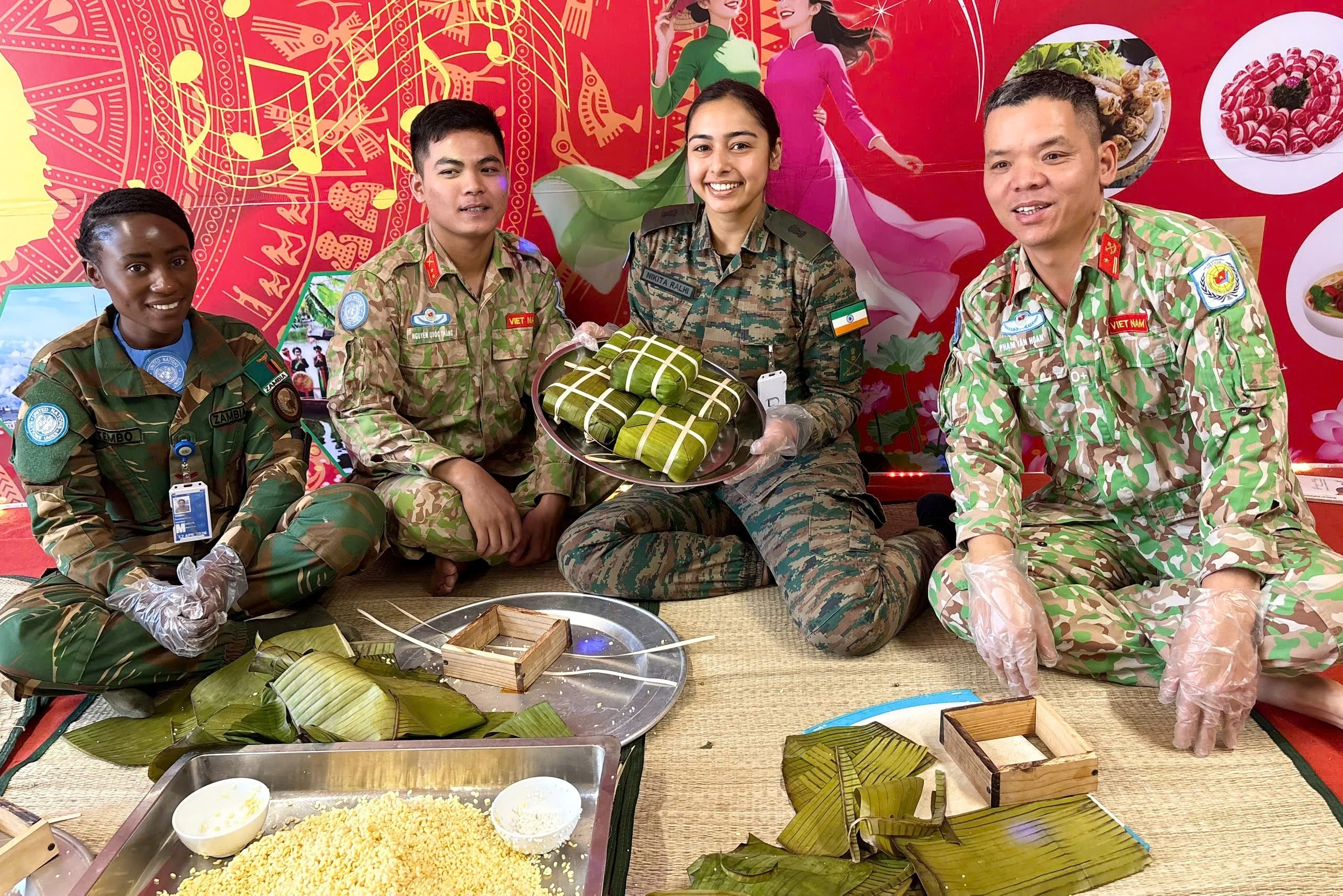 Bộ đội Việt Nam tại Abyei: Sửa cầu, mở đường, gói bánh chưng đón xuân hòa bình