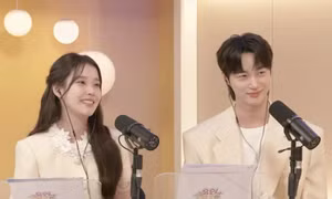 IU tiết lộ chế độ ăn uống thanh đạm 'như chim'