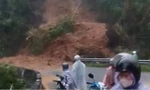 Sạt lở đèo Sông Pha