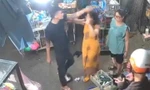 Khởi tố đối tượng đá vào bụng thai phụ, quát ‘biết tao là ai không’?