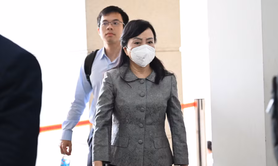 Hình ảnh cựu Bộ trưởng Nguyễn Thị Kim Tiến tại phiên tòa vụ sai phạm trong đầu tư cơ sở 2 BV Bạch Mai, Việt Đức